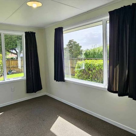 18 Dover Road, St Andrews - Photo 4