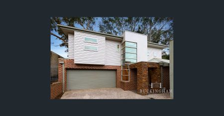 Modernity amongst the gum trees! - Photo 5