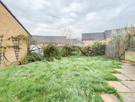 Carvel Court, St. Leonards, TN38 8EX - Photo 1