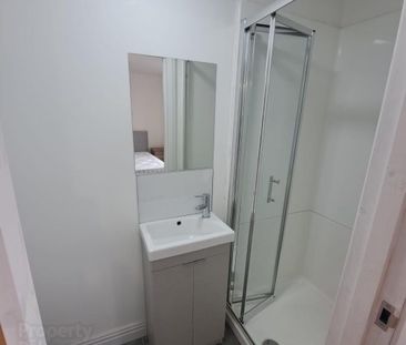 En-Suite Room, Ridgeway Street, BT95FB, Belfast - Photo 5