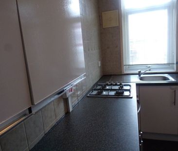 2 Bed Terraced House, Clifton Terrace, LS9 - Photo 1