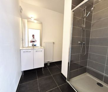 Location Appartement 2 pièces 42m² RONCQ 59223 - Photo 4