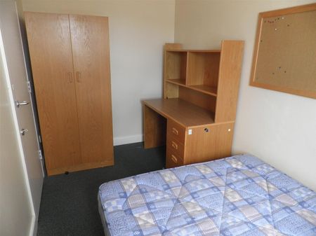 Queen Charlotte Street, Bristol - Photo 2