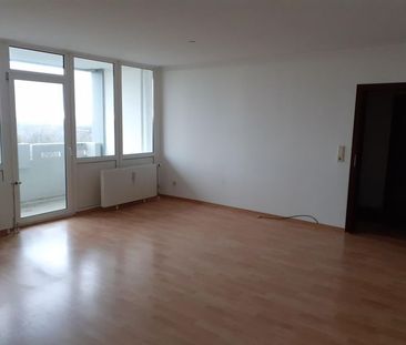 Attraktive 4 Zimmer-Wohnung mit großem Balkon – nur mit WBS anzumie... - Photo 6