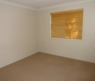 Private Eastside Unit in Secured Gated Complex - Photo 2