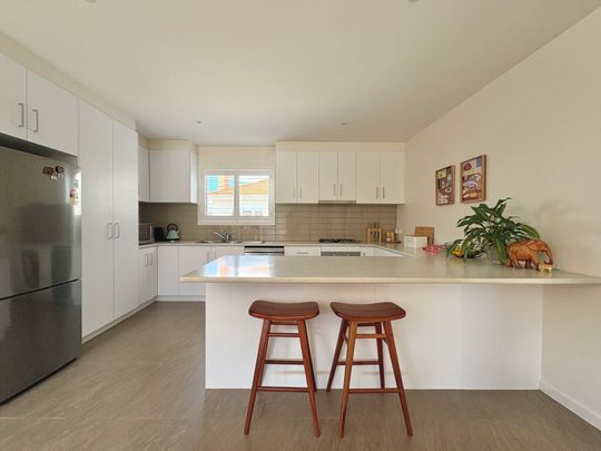 Neat, Tidy and Convenient Location - Photo 1