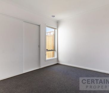 Modern Living in Mambourin - Photo 5