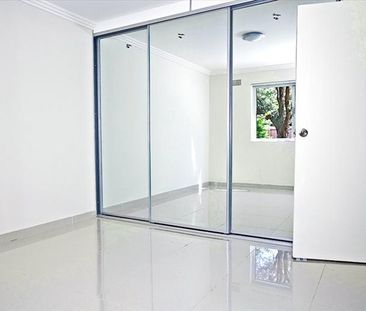 2/30 Brittain Crescent, Hillsdale NSW 2036 - Apartment For Rent | D... - Photo 1