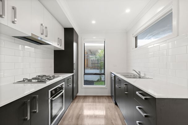 3 Bedroom Spacious Family Home! - Photo 1