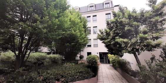 location Appartement T1 DE 32.7m² À BOULOGNE - Photo 3
