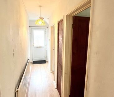 Wycliffe Road - Photo 1