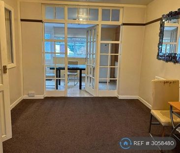 3 bedroom end of terrace house to rent - Photo 6
