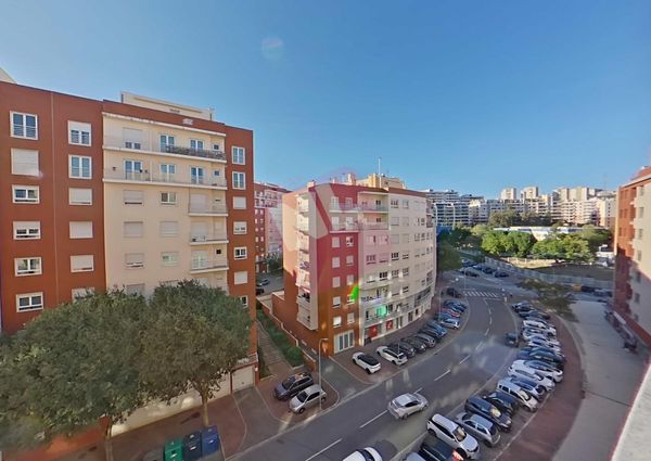 Apartamento T3 em Lisboa