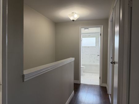 For Lease - 120 Quigley Road Unit# 60, Hamilton, Ontario - Photo 4