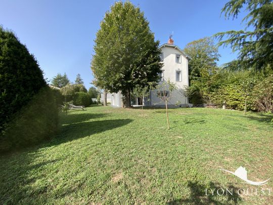 Maison ancienne agrandie et rénovée au confort contemporain, , Charbonnières-les-bains - Photo 1