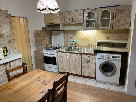Pronájem bytu 3+1 74 m² - Fotografie 4