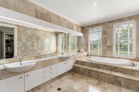 Bayview, 5 Gilwinga Drive - Photo 3