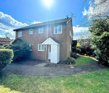 Blencarn Close, Woking - 1 bedroomProperty for lettings - Seymours - Photo 2