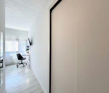 Calle Labajos, Madrid, Community of Madrid 28034 - Photo 5