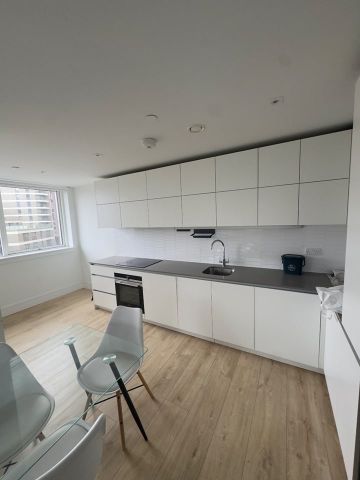 Room in a Shared Flat, North End Road, HA9 - Photo 5