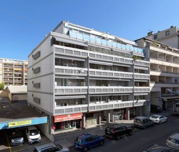 Rare au coeur des Eaux-Vives - côté cour - Photo 4