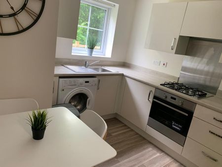 2 bedroom flat to rent - Photo 4