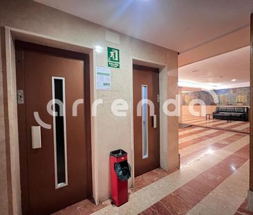 Planta baja de alquiler en De Agustín de Foxá, Castilla - Photo 5