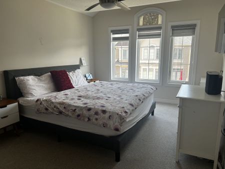 For Lease - 2435 Greenwich Drive Unit# 21, Oakville, Ontario - Photo 2