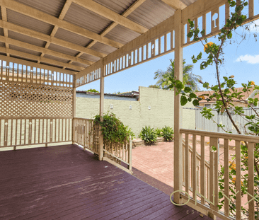 Spacious Family Living with Fresh Updates - Photo 4
