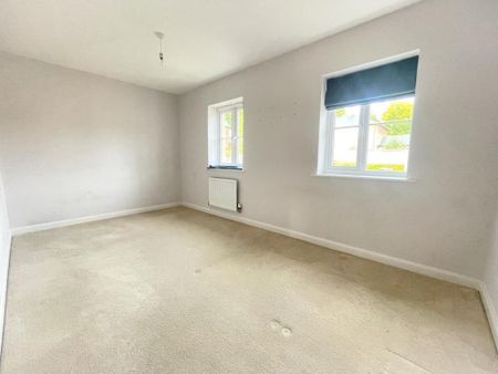 4 bedroom terraced house to rent - Photo 3