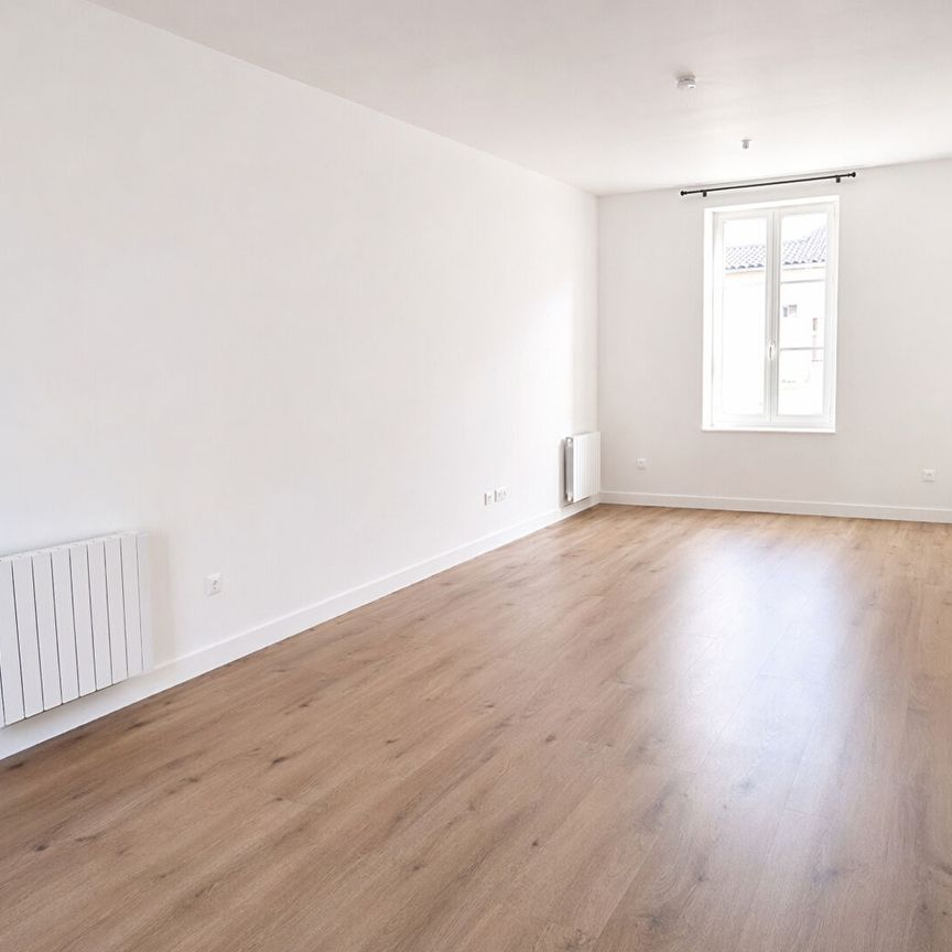 Location Appartement 2 pièces 60m² - Photo 1