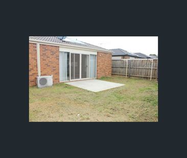9 Wells Street, Pakenham, Vic 3810 - Photo 4