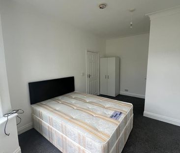 Studio Flat, Highfield Avenue, NW11 - Photo 4