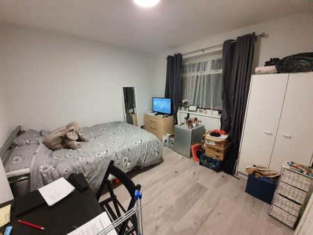 4 bedroom house to rent - Photo 4