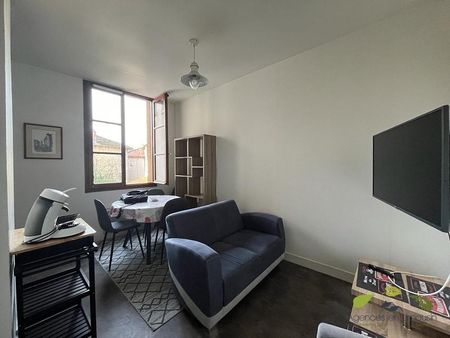 Location Appartement 2 pièces Meublé 32m² ST LEONARD DE NOBLAT 87400 - Photo 2