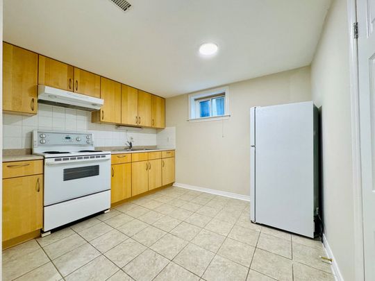For Lease - 98 Newton Drive Unit# Basement, Toronto, Ontario - Photo 1