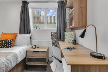 65 WOODSLEY ROAD Leeds - LS3 1DX - Photo 2