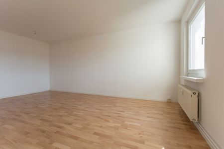 Hier wirst du dich wohlfühlen - 3-Raumwohnung mit Einbauküche - Photo 2