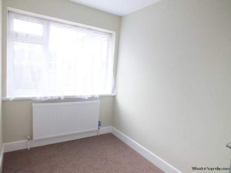 3 bedroom property to rent in Sutton Coldfield - Photo 4