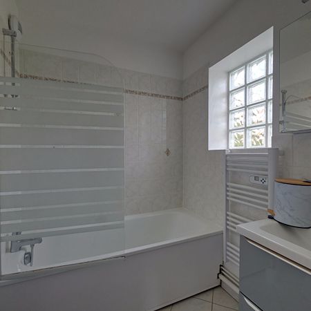 Location Appartement 1 pièce 26m² - Photo 4