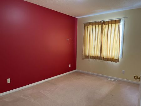 For Lease - 270 DEERCROFT Avenue, Barrhaven, Ontario - Photo 4