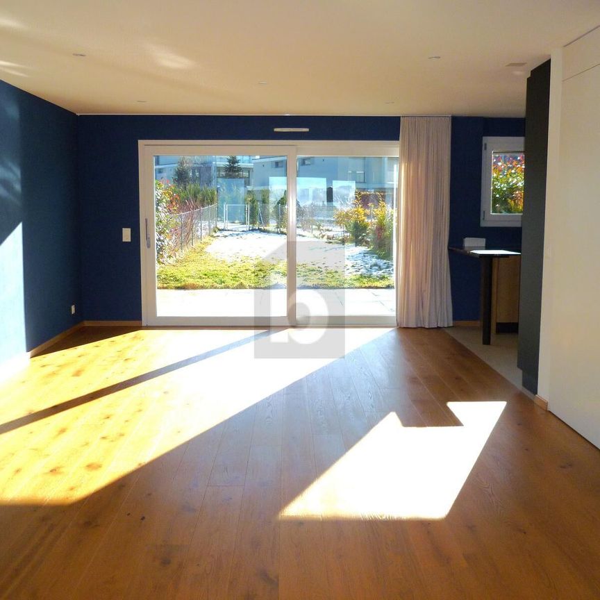 SPACIOUS, MODERN, IDYLLIC! - Photo 1