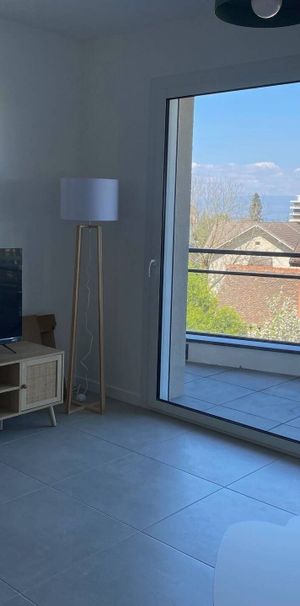 Location Appartement 2 pièces 40m² THONON LES BAINS 74200 - Photo 1