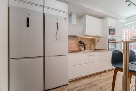 Spacious room with terrace in Plaza Castilla &nbsp; - Photo 2