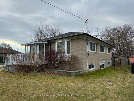 For Lease - 2 Kootenay Crescent Unit# Bsmt, Toronto, Ontario - Photo 1