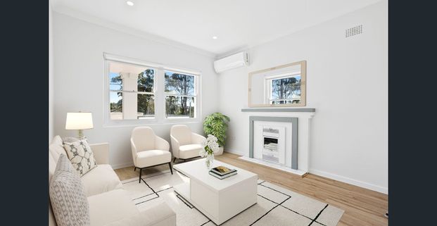 Elegant cottage charm - Photo 1