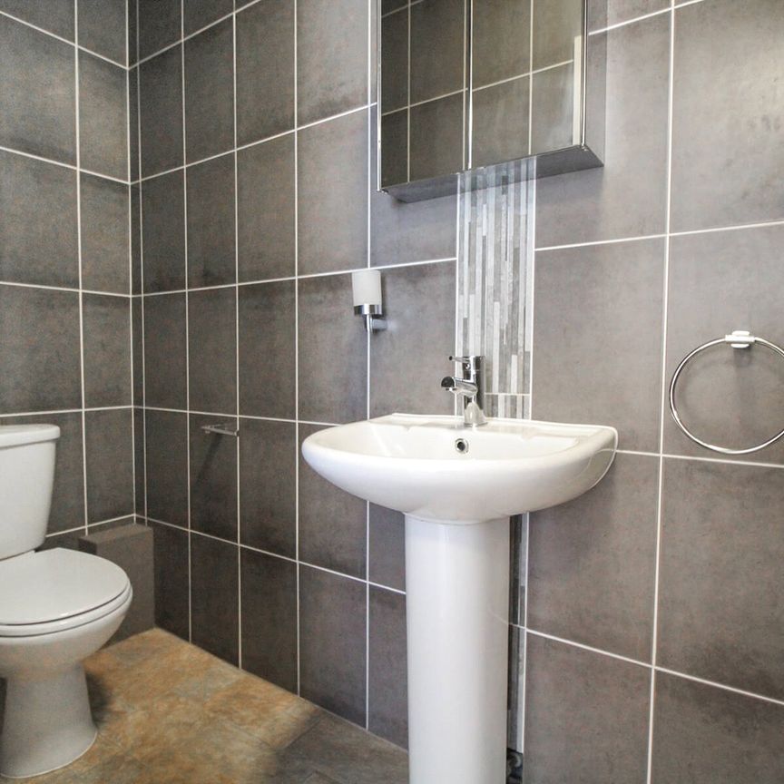 Apt 1, 31 Clarendon Road - Photo 1