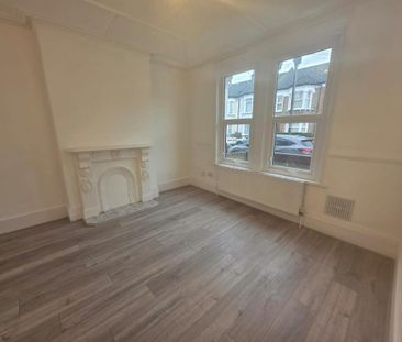 6 bedroom house of multiple occupation to rent - Photo 1