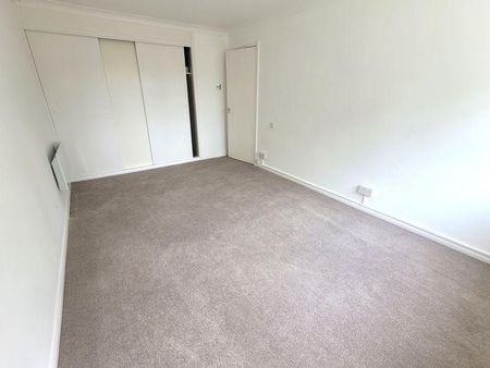 2 bedroom maisonette to rent - Photo 4
