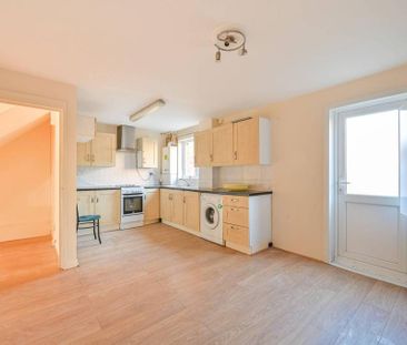 4 bedroom house to rent - Photo 4